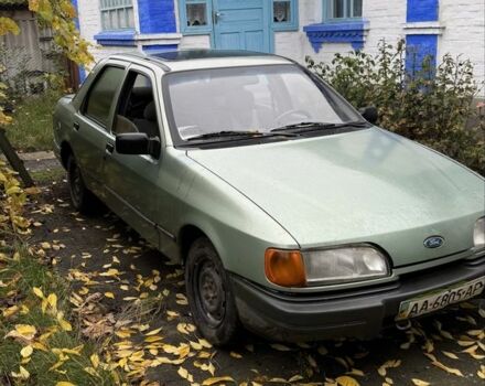 Форд Сиерра 1988 в Черкассах на Automoto.ua Зеленый Форд Сиерра, объемом двигателя 1.8 л и пробегом 200 тыс. км за 270 $, фото 1 на Automoto.ua
