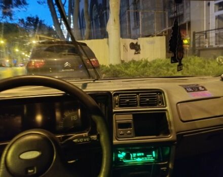 Зелений Форд Сієрра, об'ємом двигуна 2 л та пробігом 3 тис. км за 1500 $, фото 11 на Automoto.ua