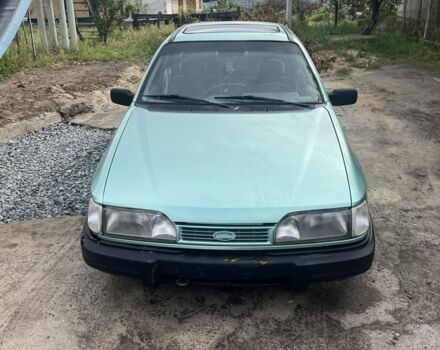 Зеленый Форд Сиерра, объемом двигателя 1.6 л и пробегом 12 тыс. км за 699 $, фото 1 на Automoto.ua
