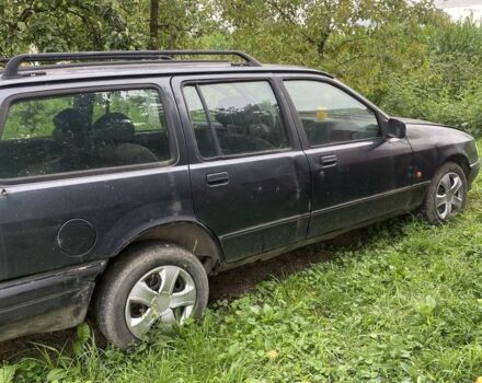Зелений Форд Сієрра, об'ємом двигуна 1.8 л та пробігом 200 тис. км за 450 $, фото 1 на Automoto.ua