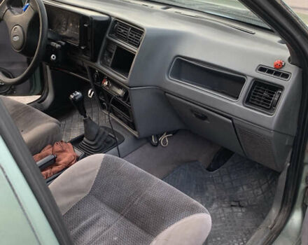 Зелений Форд Сієрра, об'ємом двигуна 1.8 л та пробігом 250 тис. км за 700 $, фото 10 на Automoto.ua