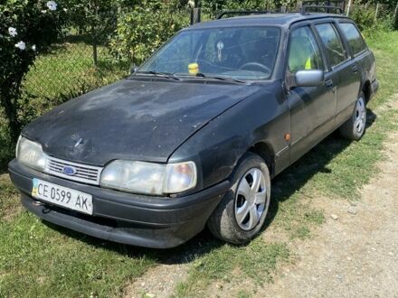 Зеленый Форд Сиерра, объемом двигателя 1.8 л и пробегом 250 тыс. км за 400 $, фото 1 на Automoto.ua