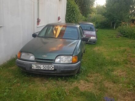 Форд Сиерра 1990 в Луцке на Automoto.ua Зеленый Форд Сиерра, объемом двигателя 2 л и пробегом 10 тыс. км за 700 $, фото 1 на Automoto.ua