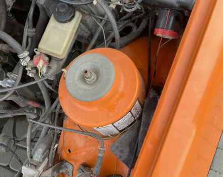 Помаранчевий Форд Сієрра, об'ємом двигуна 2 л та пробігом 100 тис. км за 1100 $, фото 14 на Automoto.ua