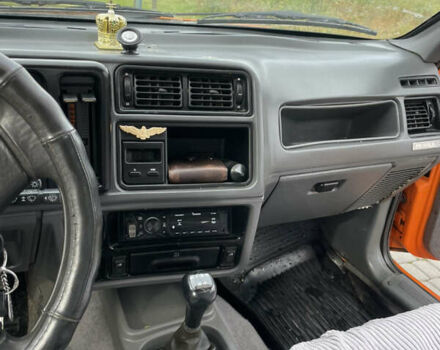 Помаранчевий Форд Сієрра, об'ємом двигуна 2 л та пробігом 100 тис. км за 1100 $, фото 8 на Automoto.ua