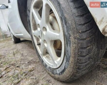 Белый Форд Стрит КА, объемом двигателя 1.6 л и пробегом 140 тыс. км за 2000 $, фото 3 на Automoto.ua