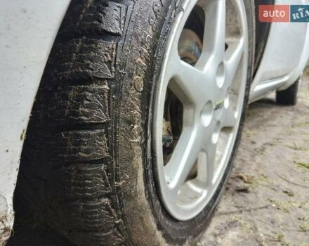 Белый Форд Стрит КА, объемом двигателя 1.6 л и пробегом 140 тыс. км за 2000 $, фото 12 на Automoto.ua