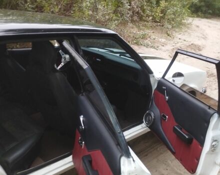 Белый Форд Таунус, объемом двигателя 2 л и пробегом 171 тыс. км за 2700 $, фото 2 на Automoto.ua