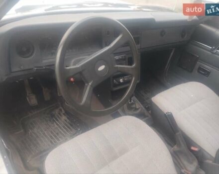 Белый Форд Таунус, объемом двигателя 1.6 л и пробегом 105 тыс. км за 1100 $, фото 7 на Automoto.ua