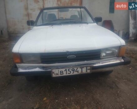 Белый Форд Таунус, объемом двигателя 1.6 л и пробегом 105 тыс. км за 1100 $, фото 1 на Automoto.ua