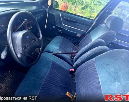 Білий Форд Таунус, об'ємом двигуна 2.5 л та пробігом 159 тис. км за 500 $, фото 3 на Automoto.ua