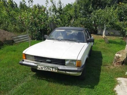 Форд Таунус 1981 в Тернополе на Automoto.ua Белый Форд Таунус, объемом двигателя 1.6 л и пробегом 80 тыс. км за 1200 $, фото 1 на Automoto.ua