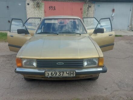 Форд Таунус 1982 в Чернигове на Automoto.ua Бежевый Форд Таунус, объемом двигателя 1.6 л и пробегом 180 тыс. км за 800 $, фото 1 на Automoto.ua