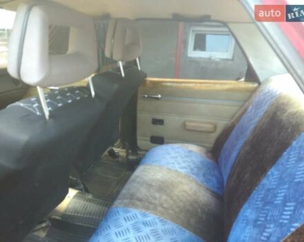 Красный Форд Таунус, объемом двигателя 1.6 л и пробегом 312 тыс. км за 800 $, фото 4 на Automoto.ua
