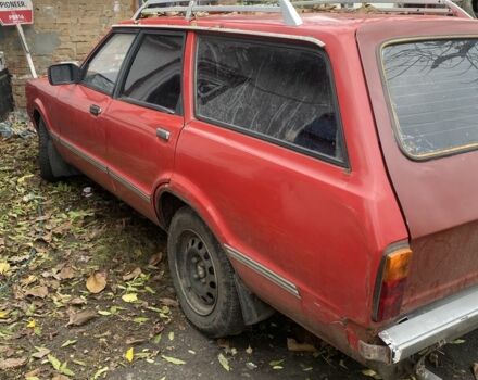 Форд Таунус 1981 в Лубнах на Automoto.ua Красный Форд Таунус, объемом двигателя 2 л и пробегом 250 тыс. км за 500 $, фото 4 на Automoto.ua