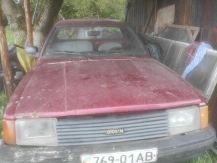 Красный Форд Таунус, объемом двигателя 2 л и пробегом 1000 тыс. км за 1150 $, фото 1 на Automoto.ua