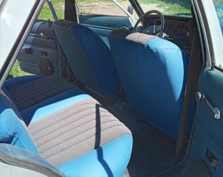 Сірий Форд Таунус, об'ємом двигуна 2 л та пробігом 100 тис. км за 4170 $, фото 4 на Automoto.ua