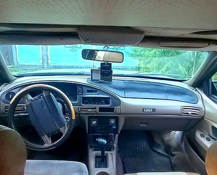 Форд Таунус 1995 у Кропивницькому (Кіровограді) на Automoto.ua Зелений Форд Таунус, об'ємом двигуна 3.8 л та пробігом 400 тис. км за 1420 $, фото 4 на Automoto.ua