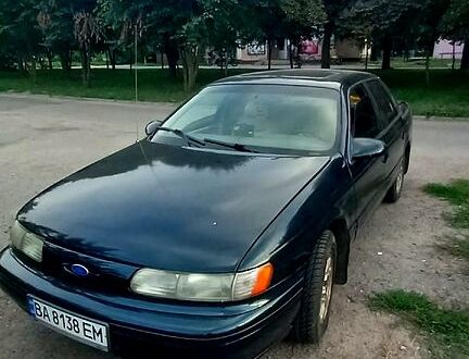 Зеленый Форд Таунус, объемом двигателя 3.8 л и пробегом 400 тыс. км за 1420 $, фото 1 на Automoto.ua