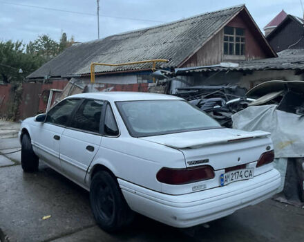 Форд Таурус 1993 в Коростене на Automoto.ua Белый Форд Таурус, объемом двигателя 2.98 л и пробегом 100 тыс. км за 1150 $, фото 4 на Automoto.ua