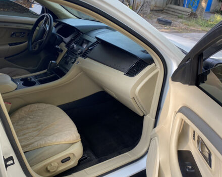 Білий Форд Taurus, об'ємом двигуна 3.5 л та пробігом 134 тис. км за 8990 $, фото 13 на Automoto.ua