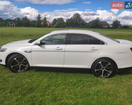 Білий Форд Taurus, об'ємом двигуна 3.5 л та пробігом 140 тис. км за 14000 $, фото 10 на Automoto.ua