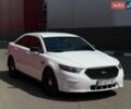 Белый Форд Таурус, объемом двигателя 3.7 л и пробегом 48 тыс. км за 9000 $, фото 2 на Automoto.ua