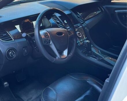 Белый Форд Таурус, объемом двигателя 3.5 л и пробегом 140 тыс. км за 20500 $, фото 4 на Automoto.ua