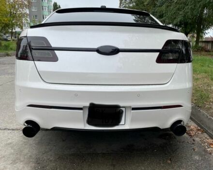 Белый Форд Таурус, объемом двигателя 3.5 л и пробегом 140 тыс. км за 20500 $, фото 2 на Automoto.ua