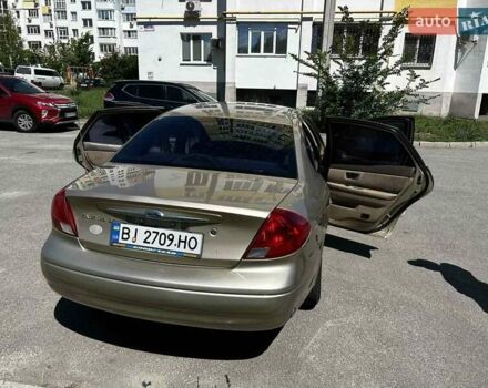Бежевий Форд Taurus, об'ємом двигуна 3 л та пробігом 275 тис. км за 3399 $, фото 1 на Automoto.ua