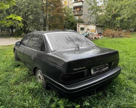 Чорний Форд Taurus, об'ємом двигуна 0 л та пробігом 300 тис. км за 650 $, фото 4 на Automoto.ua