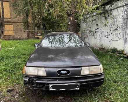 Чорний Форд Taurus, об'ємом двигуна 0 л та пробігом 300 тис. км за 650 $, фото 1 на Automoto.ua