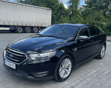 Черный Форд Таурус, объемом двигателя 3.5 л и пробегом 143 тыс. км за 10400 $, фото 2 на Automoto.ua