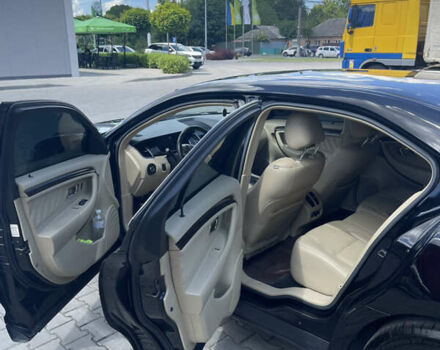 Черный Форд Таурус, объемом двигателя 3.5 л и пробегом 143 тыс. км за 10400 $, фото 6 на Automoto.ua