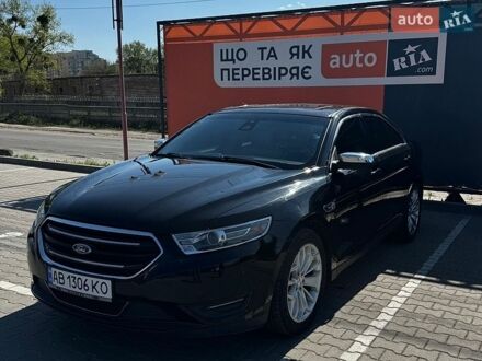 Черный Форд Таурус, объемом двигателя 3.5 л и пробегом 145 тыс. км за 10800 $, фото 1 на Automoto.ua