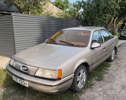 Коричневий Форд Taurus, об'ємом двигуна 2 л та пробігом 200 тис. км за 999 $, фото 1 на Automoto.ua