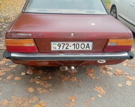 Форд Таурус 1981 в Гоще на Automoto.ua Красный Форд Таурус, объемом двигателя 2 л и пробегом 300 тыс. км за 453 $, фото 1 на Automoto.ua