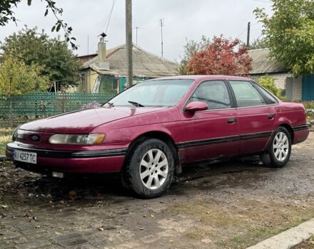 Червоний Форд Taurus, об'ємом двигуна 3 л та пробігом 280 тис. км за 402 $, фото 1 на Automoto.ua