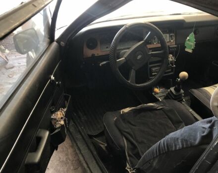 Сірий Форд Taurus, об'ємом двигуна 0 л та пробігом 400 тис. км за 350 $, фото 6 на Automoto.ua