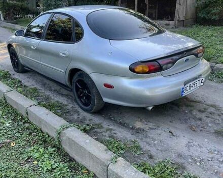 Серый Форд Таурус, объемом двигателя 2.93 л и пробегом 200 тыс. км за 2999 $, фото 5 на Automoto.ua