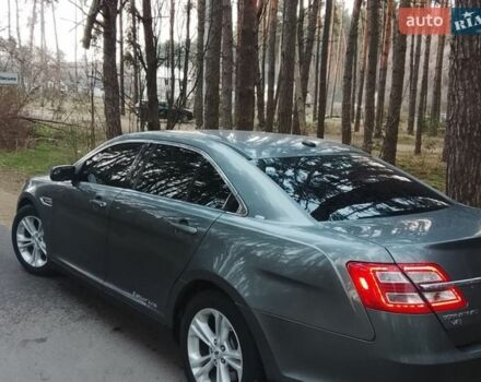 Серый Форд Таурус, объемом двигателя 3.5 л и пробегом 210 тыс. км за 10400 $, фото 26 на Automoto.ua