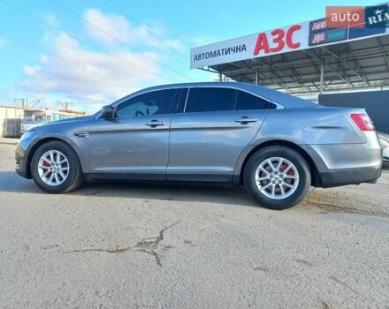 Серый Форд Таурус, объемом двигателя 3.5 л и пробегом 225 тыс. км за 8500 $, фото 9 на Automoto.ua