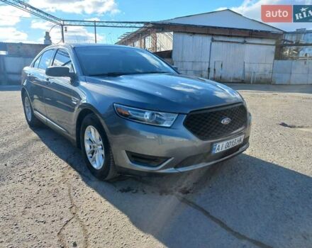 Серый Форд Таурус, объемом двигателя 3.5 л и пробегом 225 тыс. км за 8500 $, фото 5 на Automoto.ua