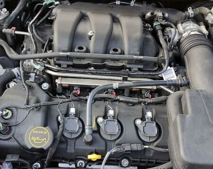 Серый Форд Таурус, объемом двигателя 3.5 л и пробегом 109 тыс. км за 16800 $, фото 5 на Automoto.ua