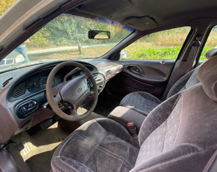 Серый Форд Таурус, объемом двигателя 3 л и пробегом 100 тыс. км за 600 $, фото 6 на Automoto.ua