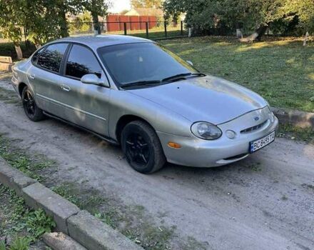 Сірий Форд Taurus, об'ємом двигуна 2.93 л та пробігом 200 тис. км за 2999 $, фото 1 на Automoto.ua