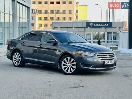 Форд Таурус 2015 в Киеве на Automoto.ua Серый Форд Таурус, объемом двигателя 3.5 л и пробегом 171 тыс. км за 13800 $, фото 1 на Automoto.ua