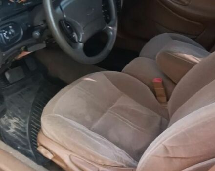 Форд Taurus 1997 у Брусилове на Automoto.ua Зелений Форд Taurus, об'ємом двигуна 3 л та пробігом 172 тис. км за 1750 $, фото 4 на Automoto.ua