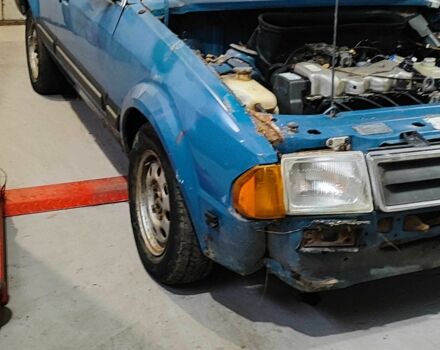 Синий Форд Тандерберд, объемом двигателя 10 л и пробегом 566 тыс. км за 420 $, фото 2 на Automoto.ua