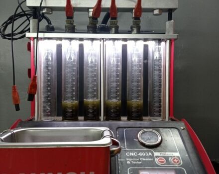 Зелений Форд Тандерберд, об'ємом двигуна 3.8 л та пробігом 10 тис. км за 1950 $, фото 18 на Automoto.ua